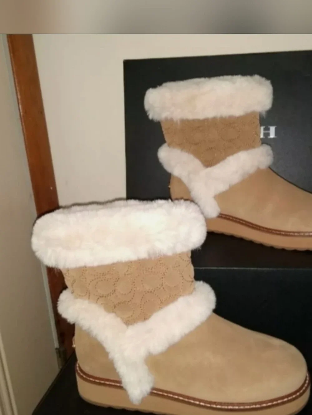 Coach☆ Authentic Izzie Signature Suede & Faux Sherling Fur trim Boots
